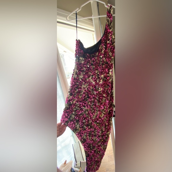 Hours sequin evening gown - Picture 1 of 3